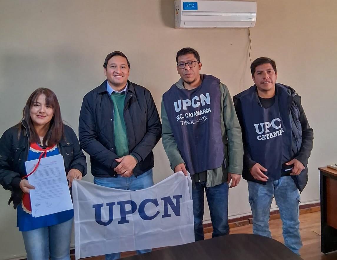 Tinogasta: el intendente Andrada, ATE y UPCN firmaron un acuerdo que mejora salarios y beneficios de los trabajadores municipales