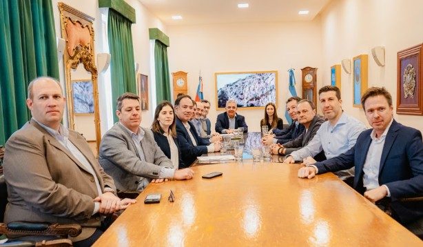 Catamarca avanzará con la eliminación de ingresos brutos para la industria y créditos baratos al 18%