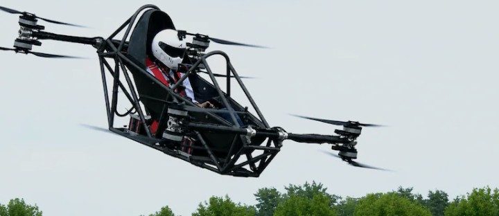 Revolución en los cielos: jóvenes de lanús y Buenos Aires desarrollan el primer dron tripulado de la región