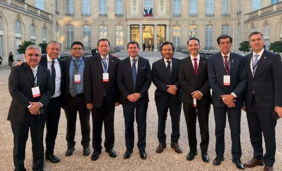 Raúl Jalil en París junto a Milei refuerza su vínculo con nación y busca inversiones para catamarca en el Argentina Week