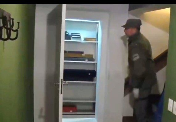 Causa cuadernos: revelaron que había en la bóveda de Cristina Fernández y las carpetas de espionaje a jueces opositores y empresarios